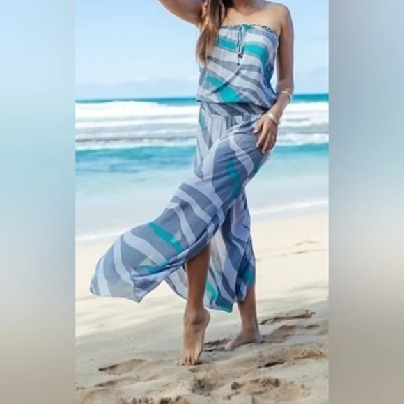 Khush Clothing Borabora Strapless ColumnMaxi Dress in Emerald Green Puzzle print - Picture 3 of 9